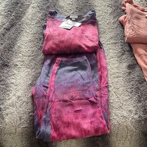 LuLaRoe Pink and Purple Ribbed Top